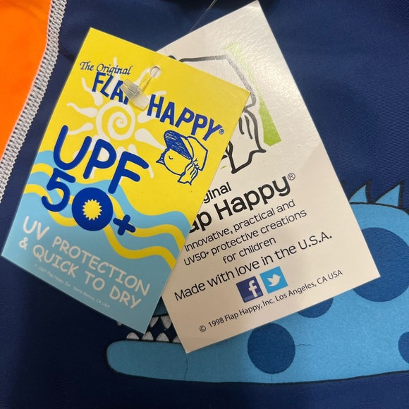 Flap Happy Rash Guard - Picture 2 of 3